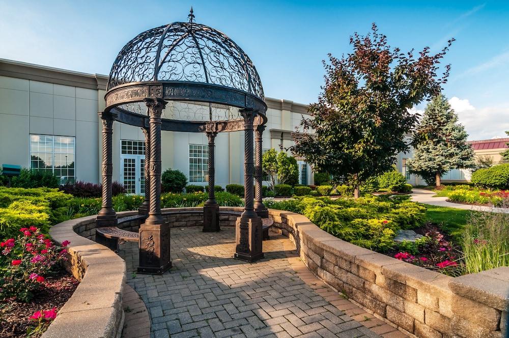 Clarion Hotel & Convention Center Joliet Bagian luar foto
